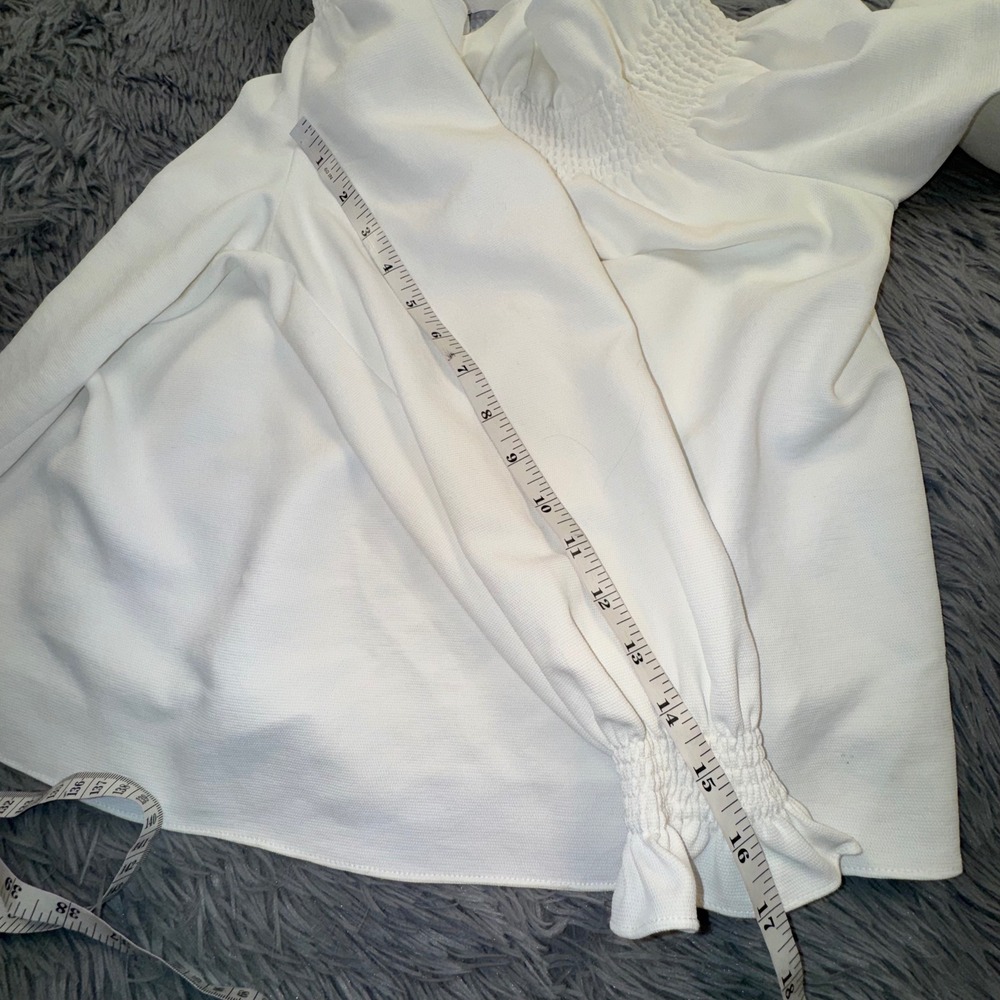 Tuckernuck Top‎ Women's S Marguerite Smocked Off Shoulder Ruffle Blouse White - Picture 10 of 14